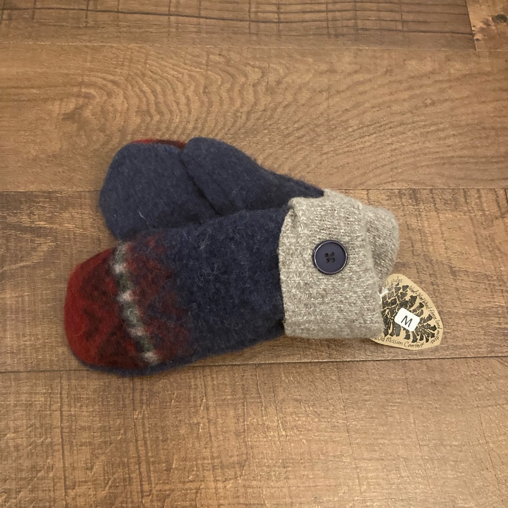 Hand Crafted Upcycled NWT Wool Blend Navy Red Mittens w/ Gray Cuff Size Medium